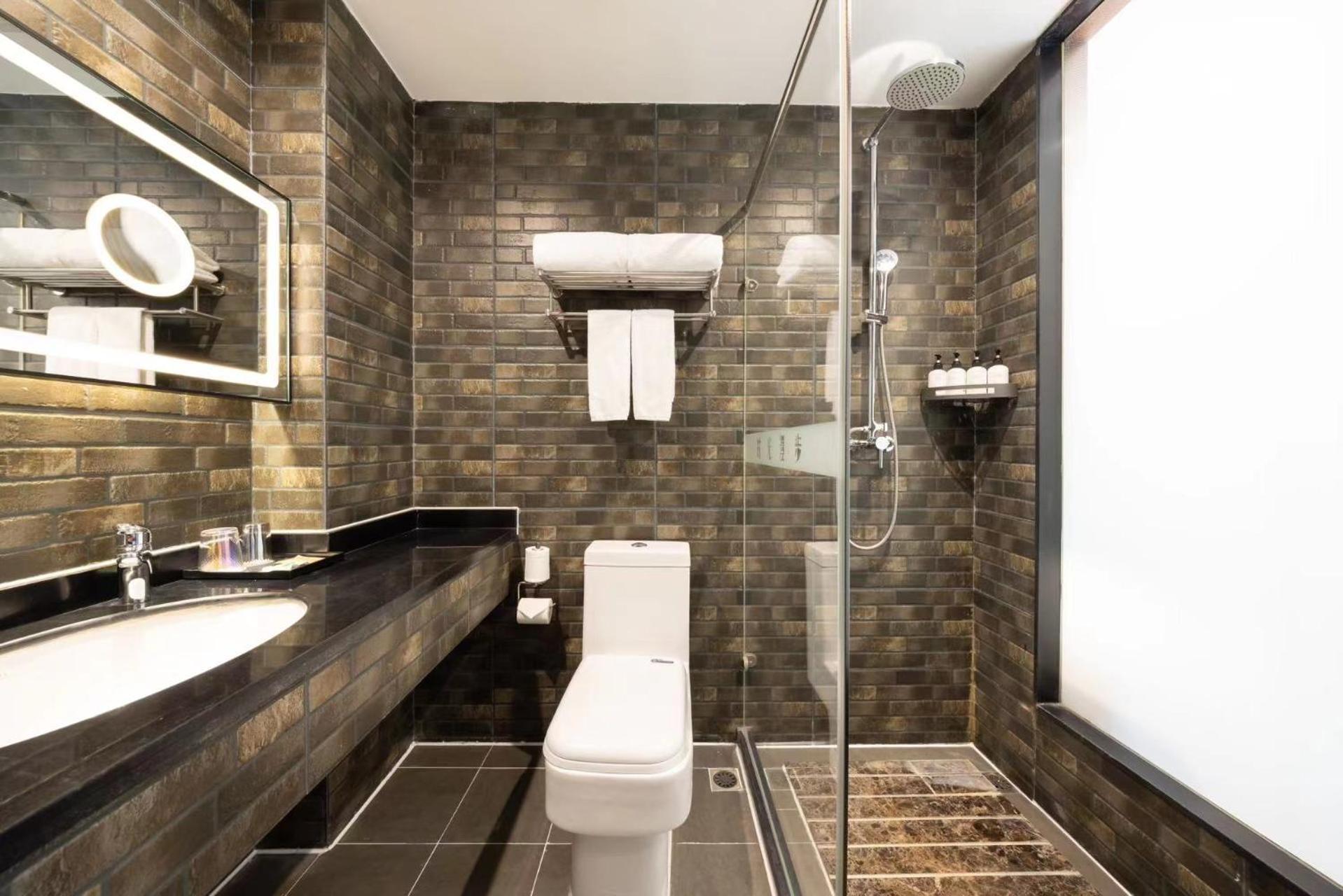 Nost Algia Hotel Near Beijing Panjiayuan Antique Market- Beijing Happy Valley, Cbd, China Zun And Sanlitun, Tian'Anmen Square, Free Ice Cream, Mineral Water, Coffee, Snacks And Laundry Service, Free Gymnastic, English Communication Well Exteriör bild